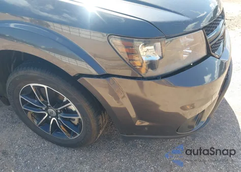 2019 Dodge Journey Se from USA, damaged, VIN 3C4PDCBBXKT737893